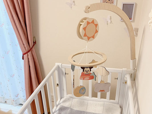 インテリアに馴染む!おしゃれなベッドメリーとモビール厳選22選!