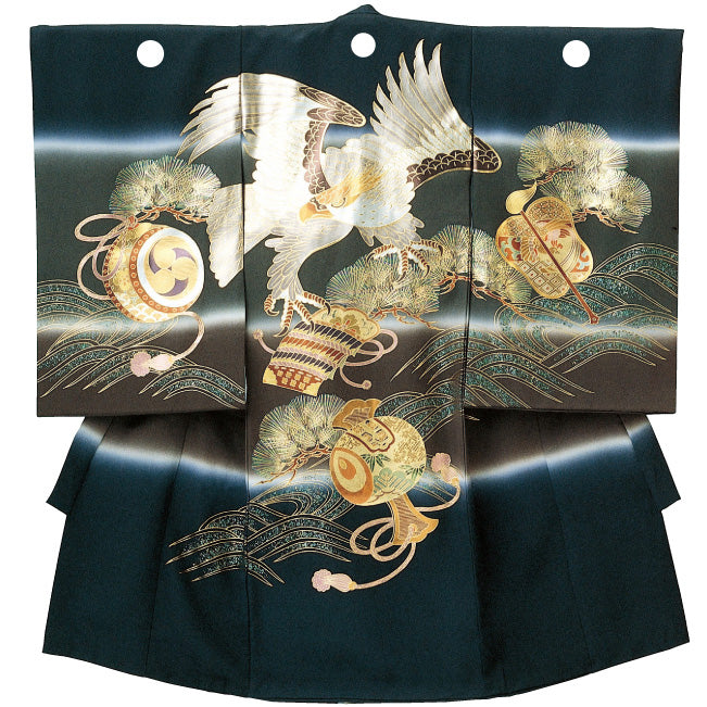 お宮参り 男の子 小槌と翼を大きく広げた鷹 着物 産着 祝着 – ベビー