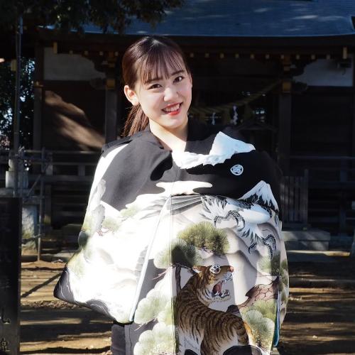 壮麗な風景に鷹と虎 ※家紋「丸に違い鷹の羽」付 男児 お宮参り 産着 祝着