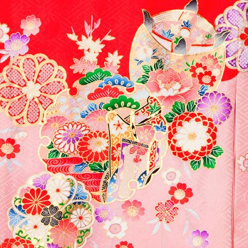 四季折々の花々と金彩が美しい 女児 お宮参り 産着 祝着