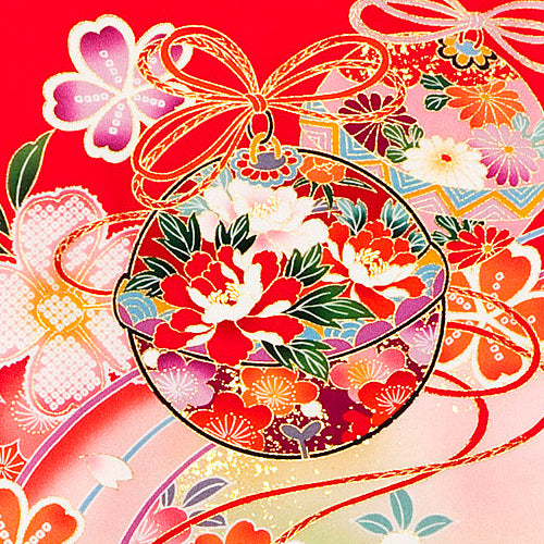 お宮参り 女の子 手毬に四季の花々をあしらって 着物 産着 祝着