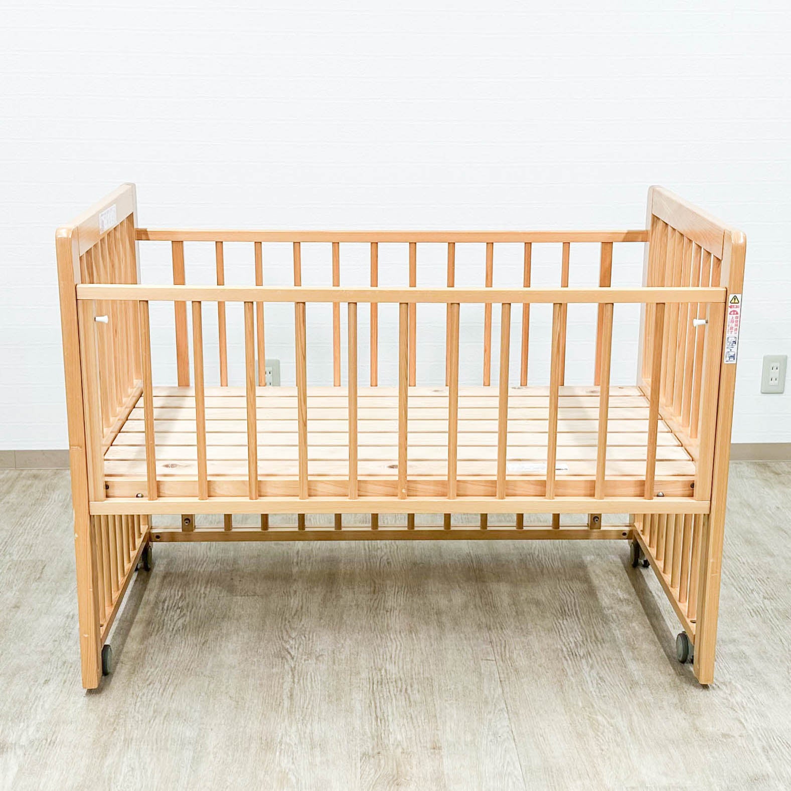 無印良品 ひのき材ベビーベッド 標準サイズ ロータイプ ベビーベッド