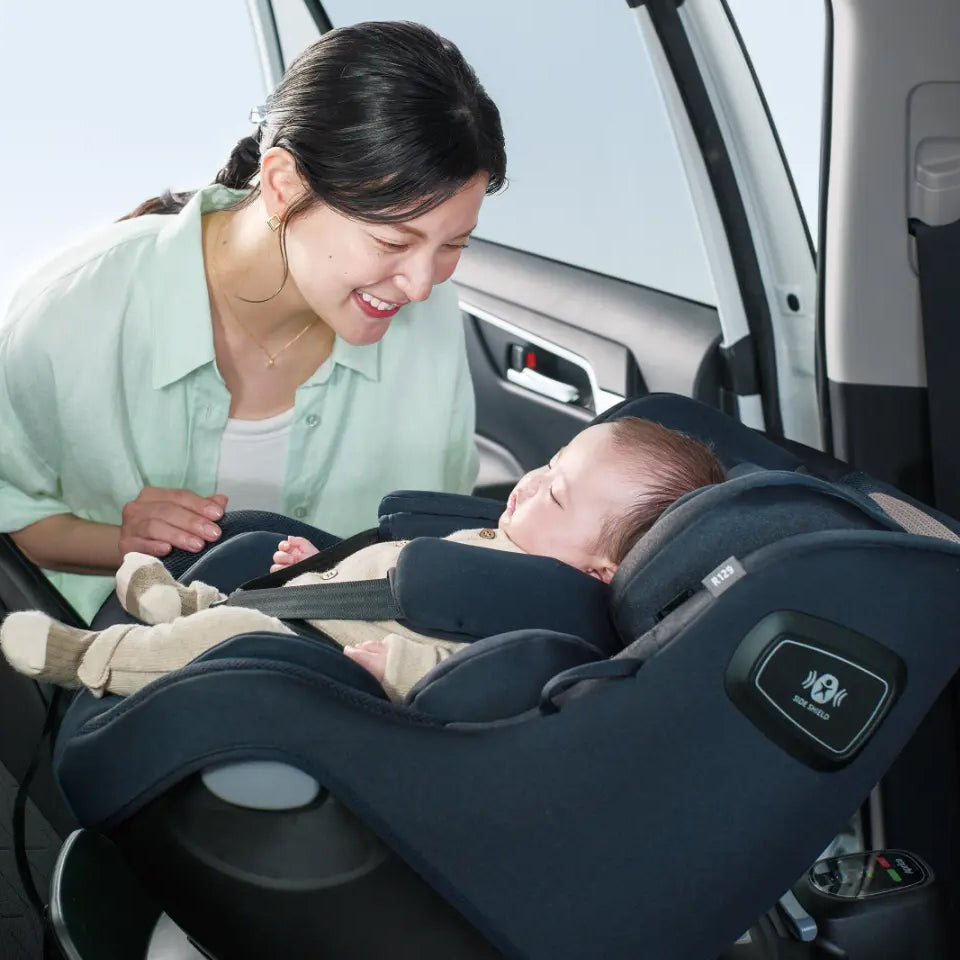 Aprica チャイルドシート クルリラ（2020年購入品） Aprica アップリカ ISOFIX クルリラ プラス ライト (オウル