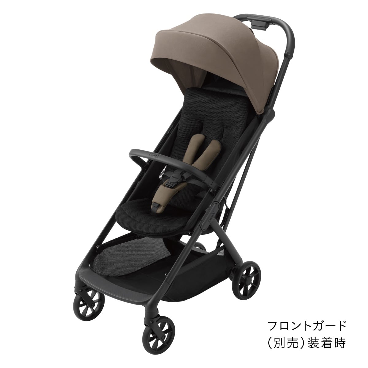 ベビーカー「autoN second」のグレー（グリージュ）カラー。別売りのフロントガードを装着した状態の全体像。